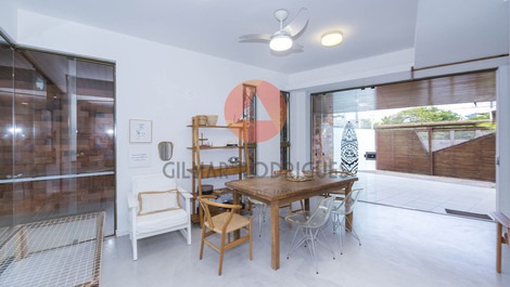 Beautiful 4 bedroom house with SPA 100m from the beach