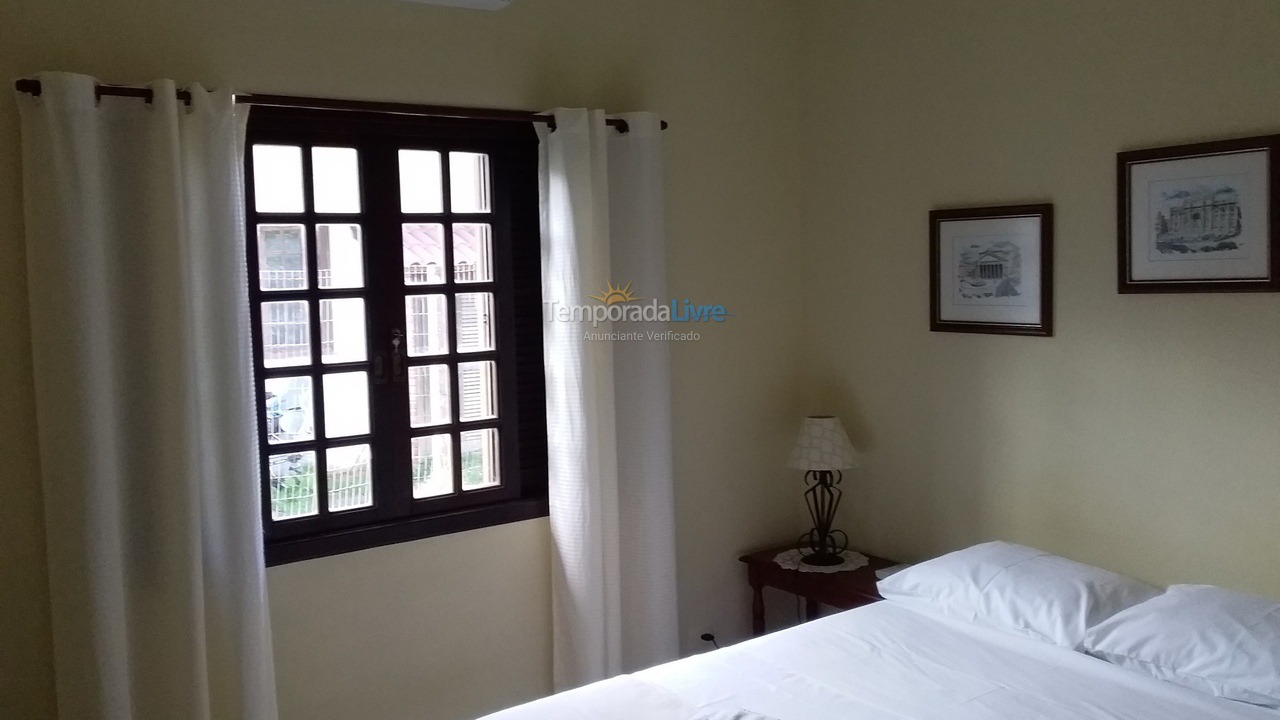 Casa para aluguel de temporada em Cananéia (Retiro das Caravelas)