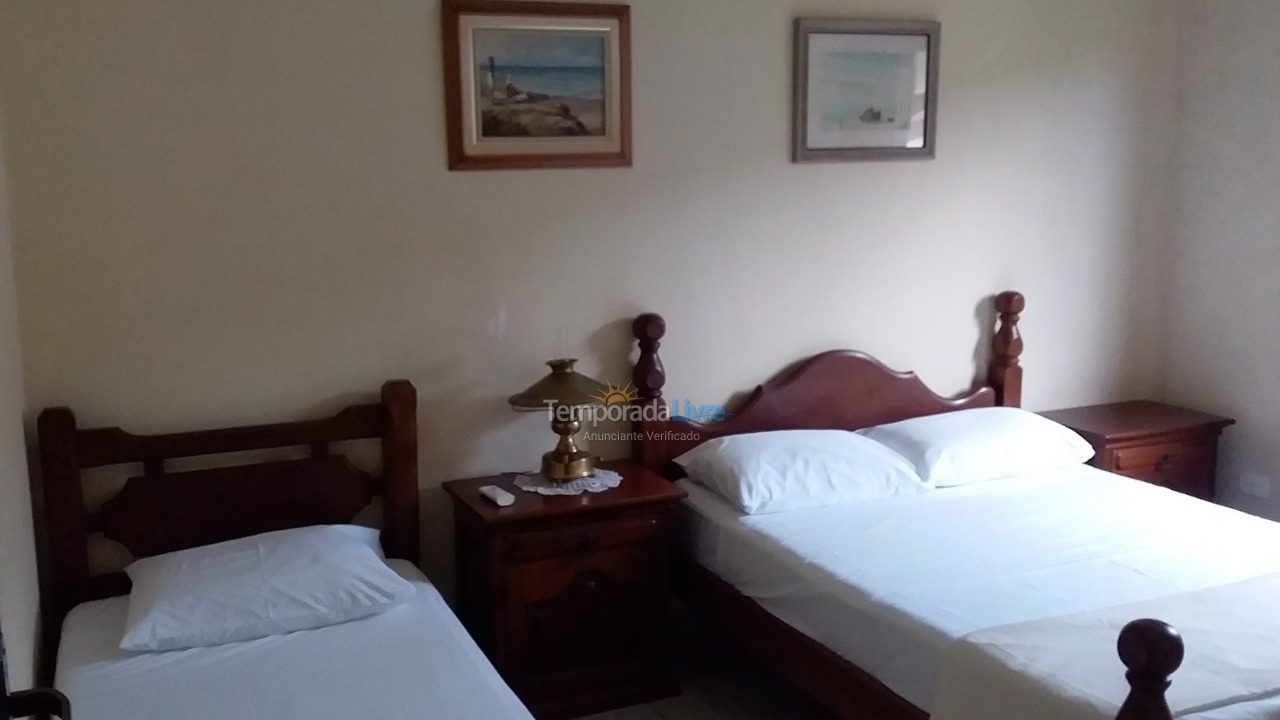 Casa para aluguel de temporada em Cananéia (Retiro das Caravelas)
