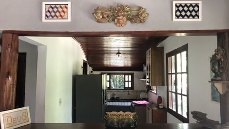 Alquilo Casa/Sítio junto al río en Sana - RJ