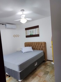 Townhouse with pool facing the sea/Ubatuba/season and holidays