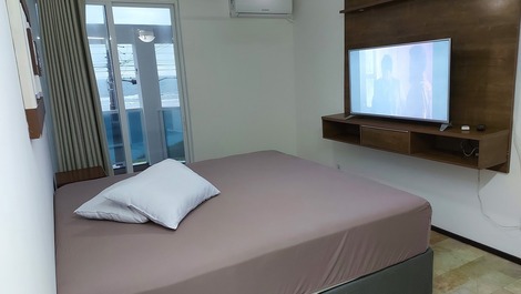 Townhouse with pool facing the sea/Ubatuba/season and holidays