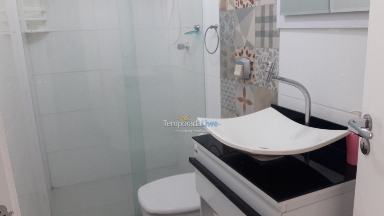 Apartamento para alquiler de vacaciones em Itapema (Meia Praia)