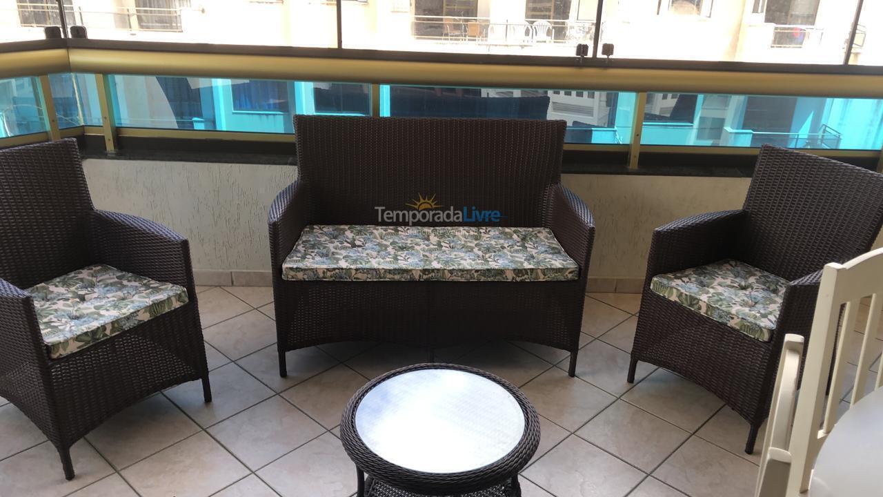 Apartamento para aluguel de temporada em Itapema (Meia Praia)