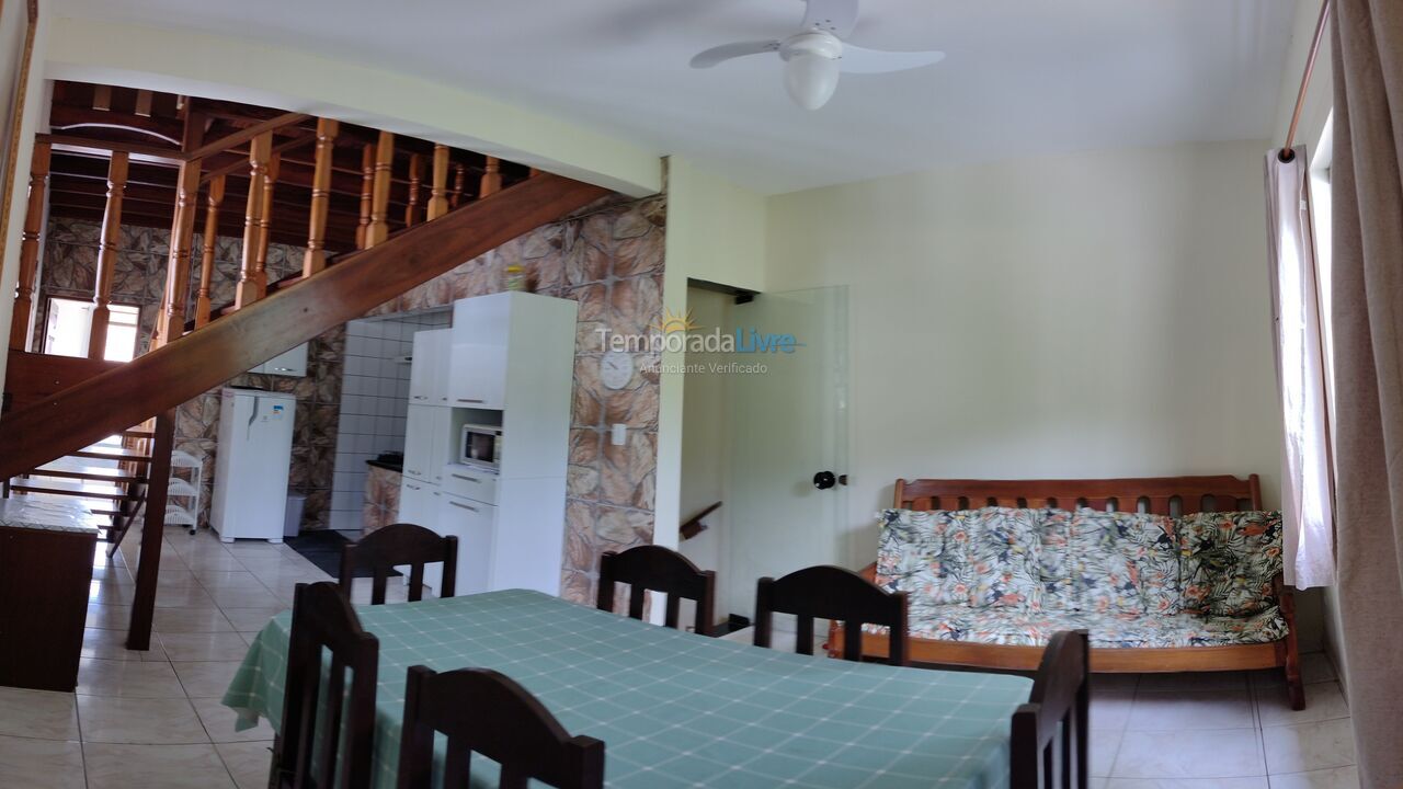 Casa para alquiler de vacaciones em Ubatuba (Centro)