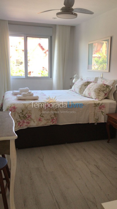 Casa para aluguel de temporada em Florianópolis (Jurere Tradicional)