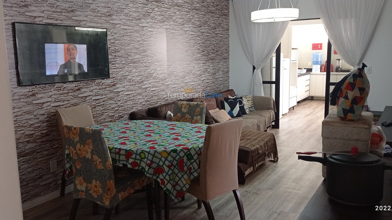 Apartment for vacation rental in Itapema (Meia Praia)