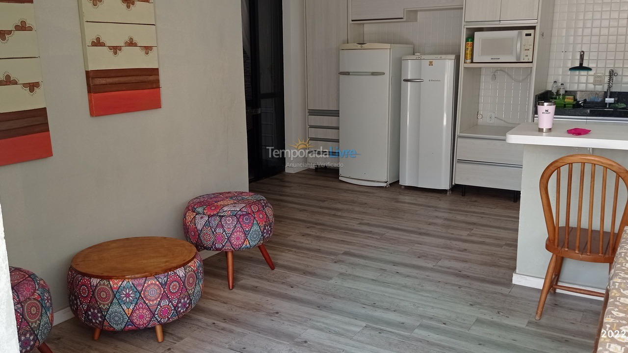 Apartment for vacation rental in Itapema (Meia Praia)