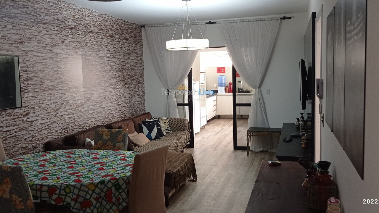 Apartment for vacation rental in Itapema (Meia Praia)