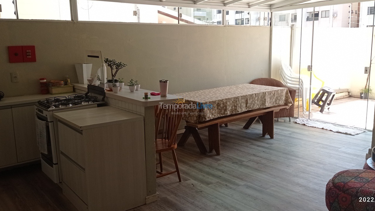 Apartment for vacation rental in Itapema (Meia Praia)