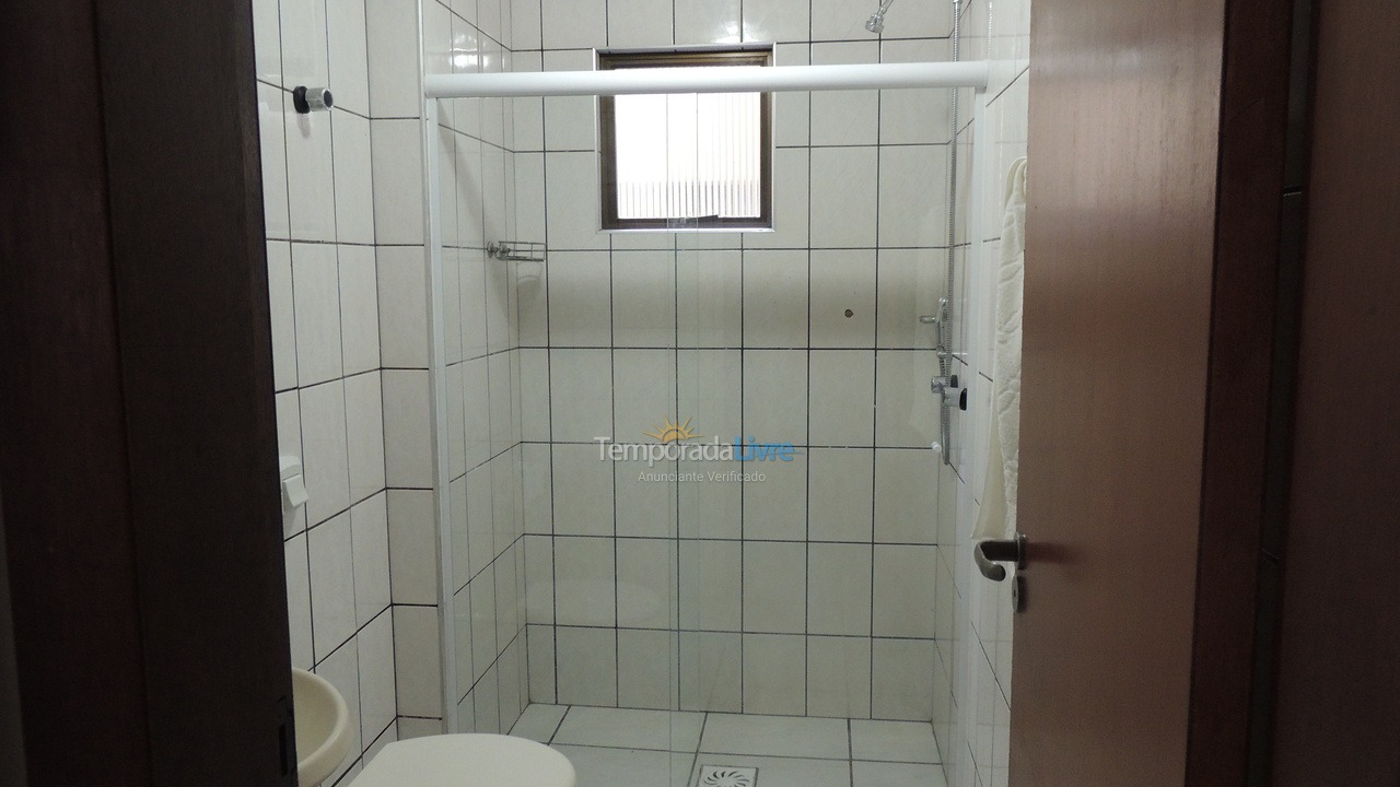 Apartment for vacation rental in Itapema (Meia Praia)