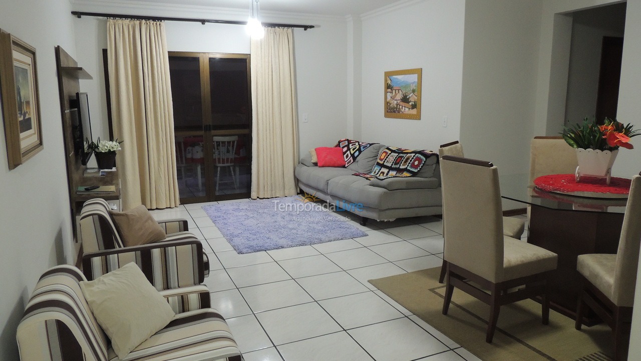 Apartment for vacation rental in Itapema (Meia Praia)