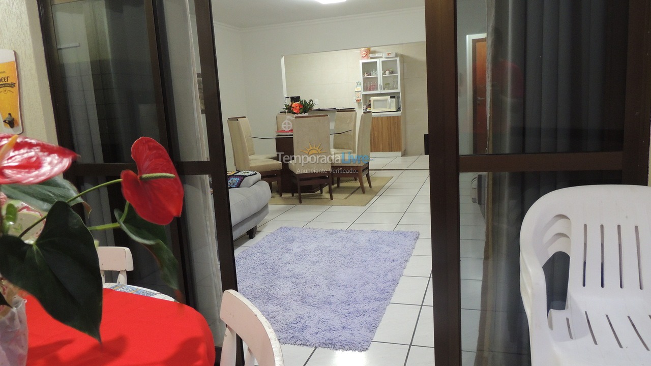 Apartment for vacation rental in Itapema (Meia Praia)