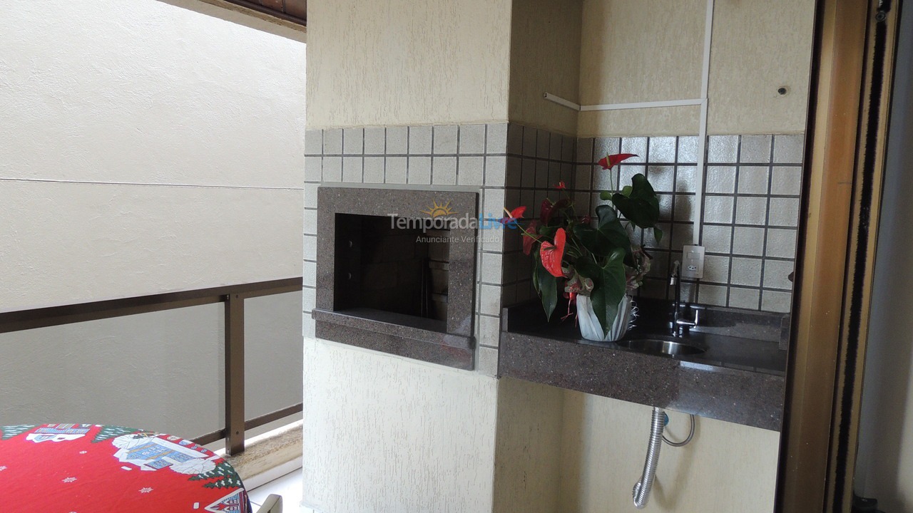 Apartment for vacation rental in Itapema (Meia Praia)