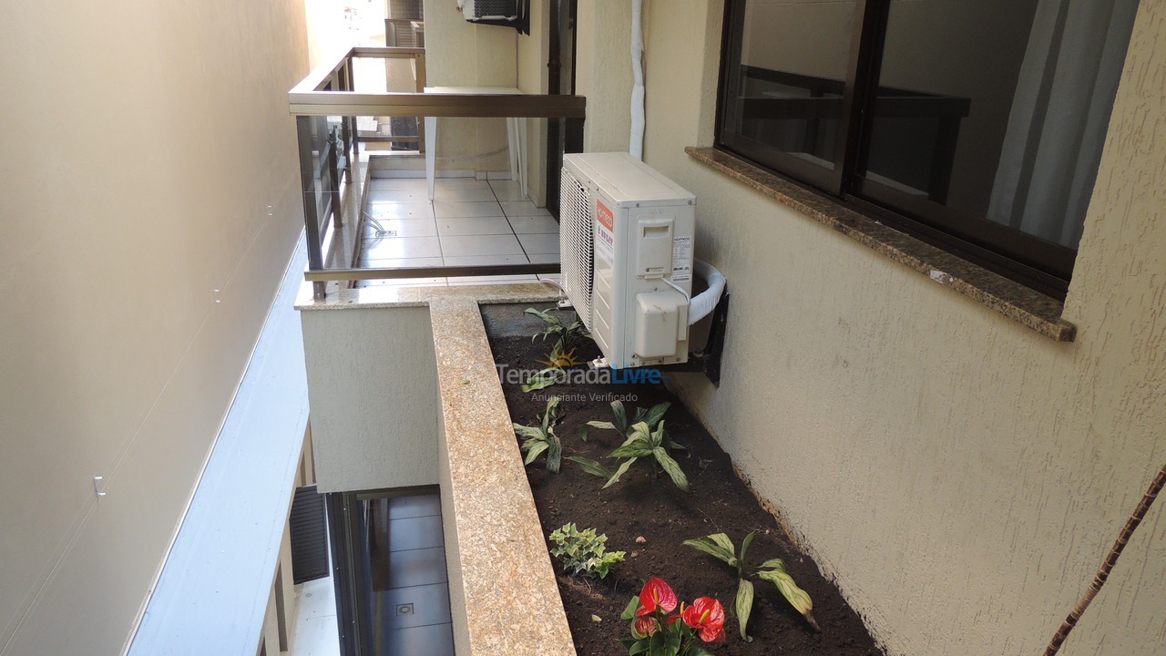 Apartment for vacation rental in Itapema (Meia Praia)