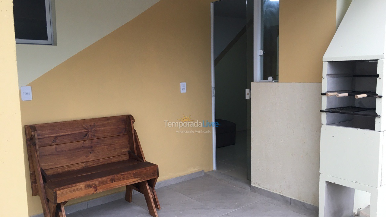 Apartamento para aluguel de temporada em Florianópolis (Cachoeira do Bom Jesus)