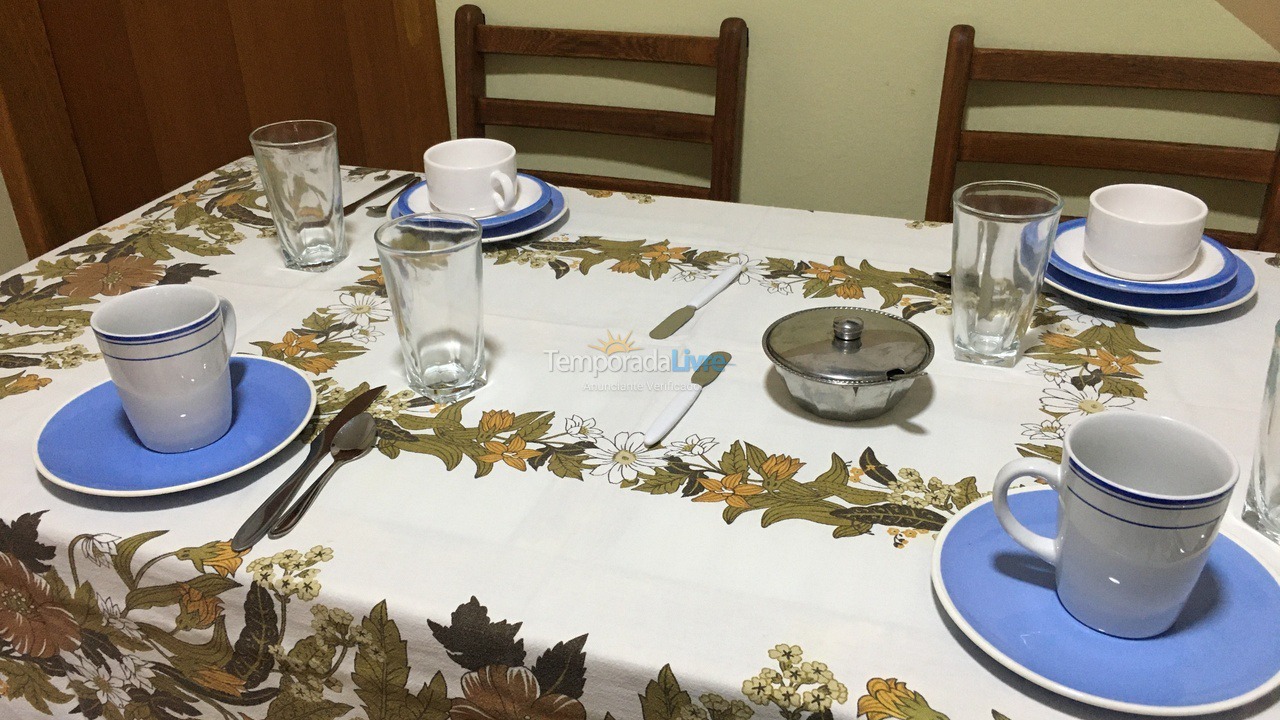 Apartamento para aluguel de temporada em Florianópolis (Cachoeira do Bom Jesus)