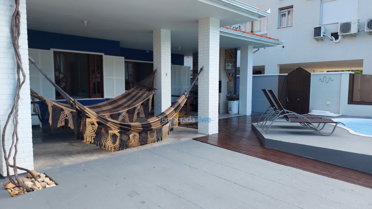 House for vacation rental in Governador Celso Ramos (Praia de Palmas)