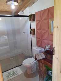 Banheiro com espaço 