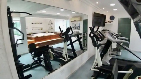STYLISH BARRA DA TIJUCA CENTRAL MANSION WITH GYM