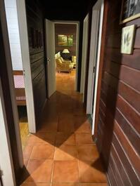 Corredor para a sala 