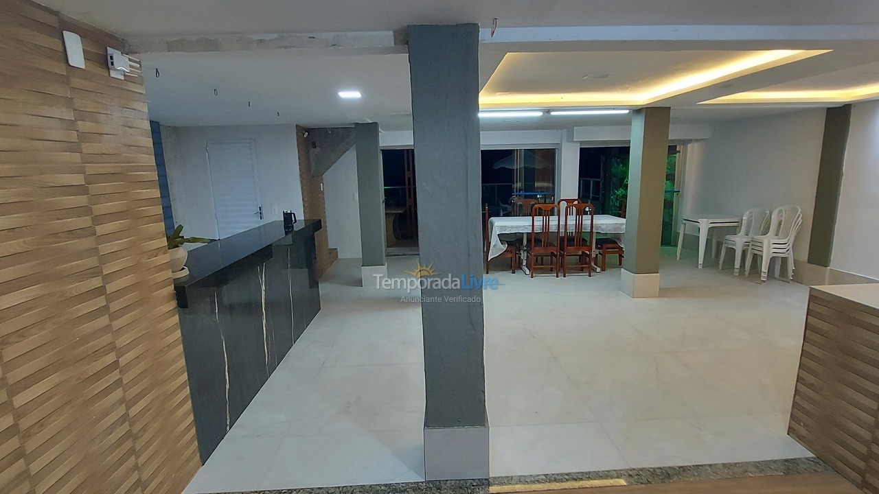 Casa para aluguel de temporada em Guarapari (Setiba)