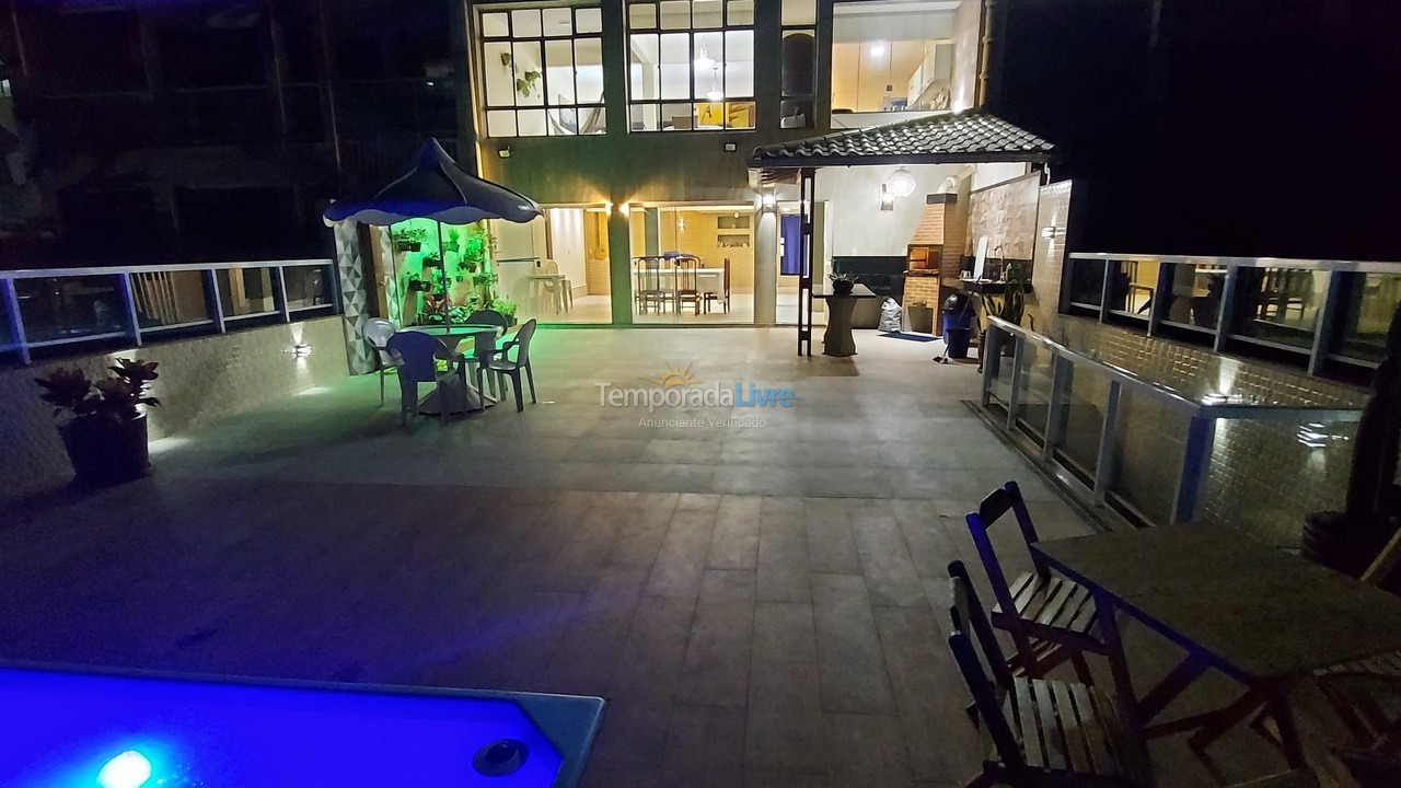 Casa para aluguel de temporada em Guarapari (Setiba)