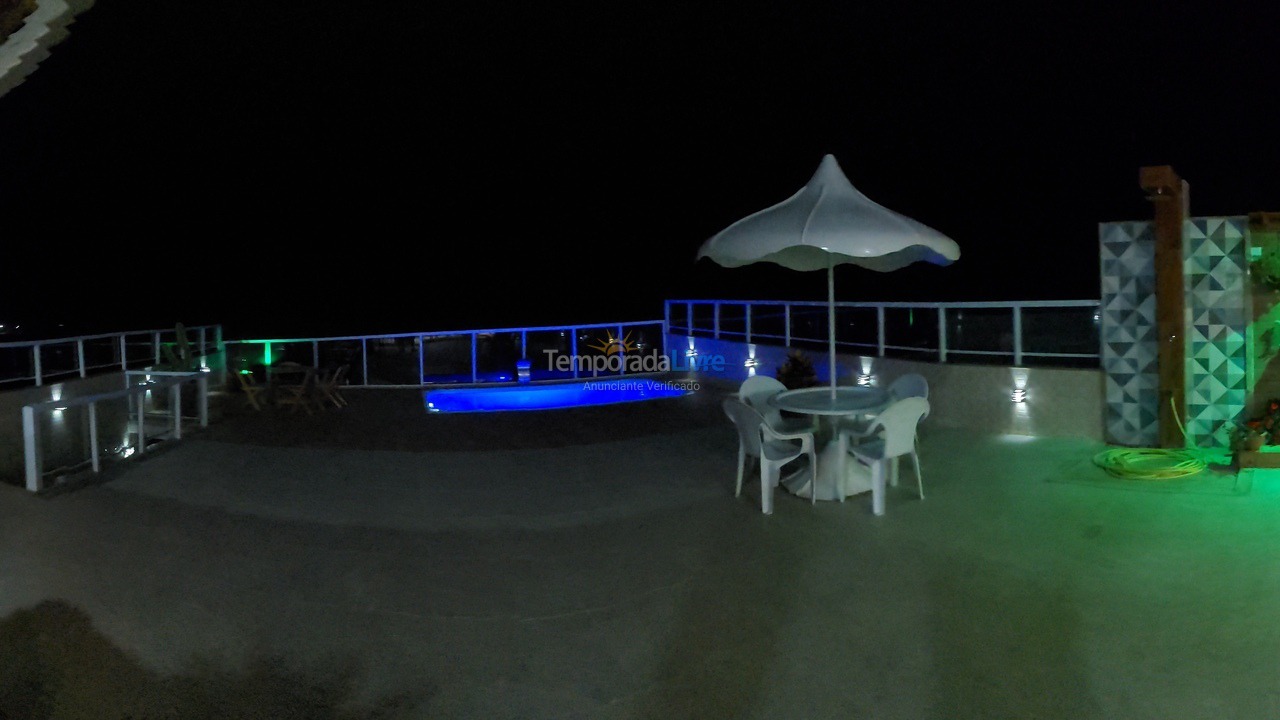 Casa para aluguel de temporada em Guarapari (Setiba)