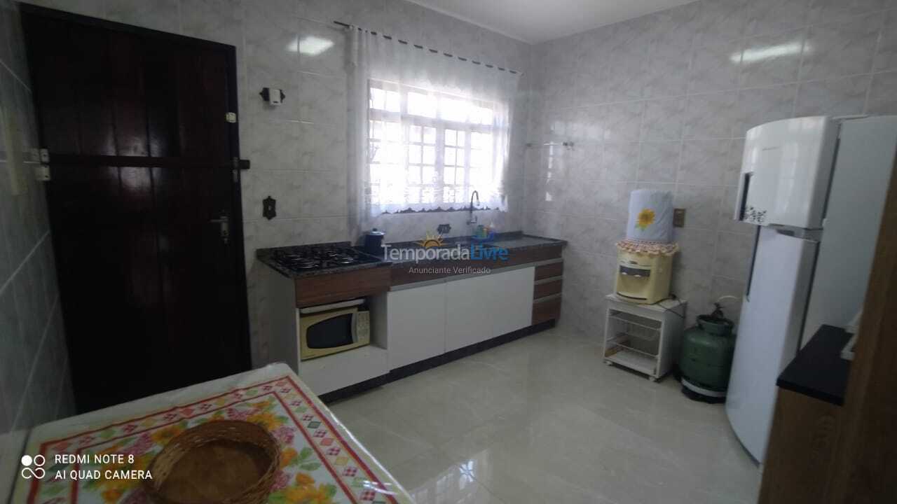 Casa para aluguel de temporada em Bertioga (Praia do Indaiá)