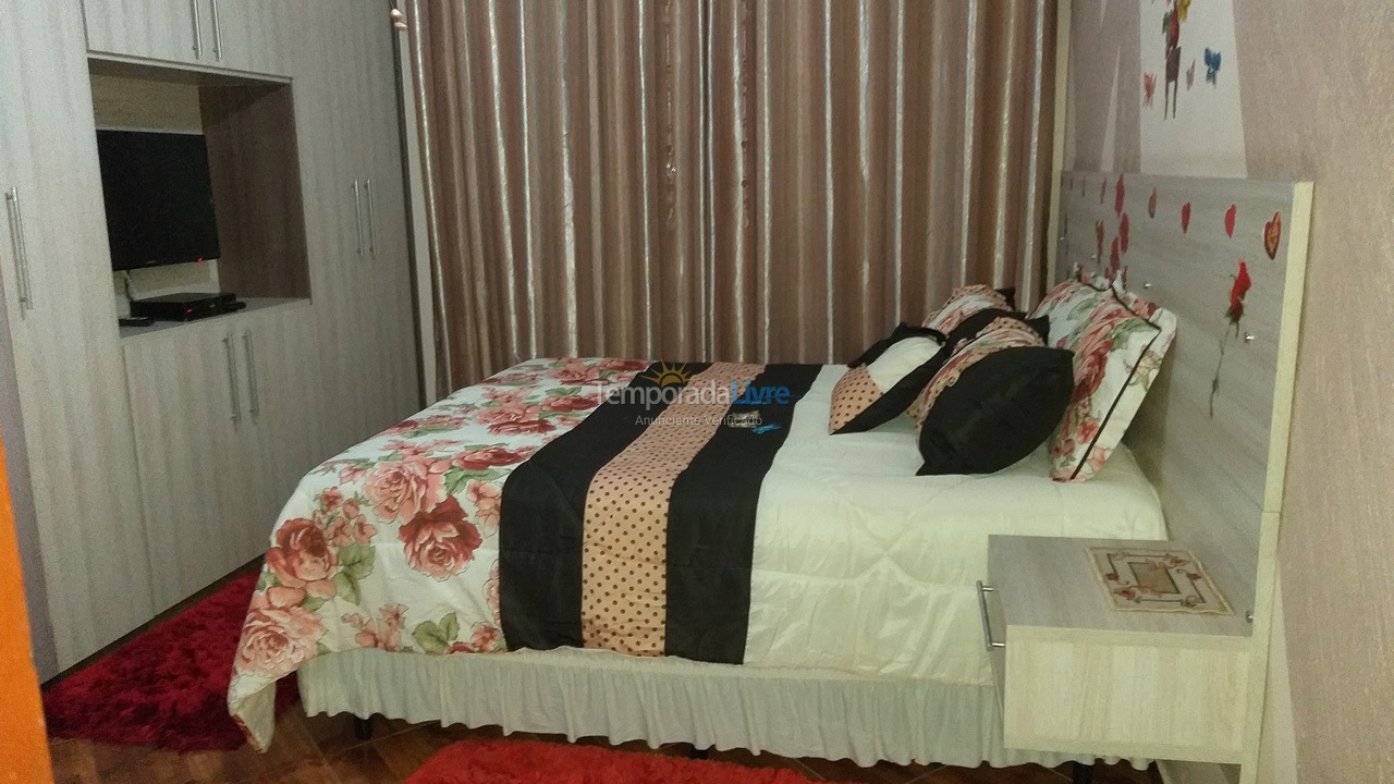 Casa para alquiler de vacaciones em Guarulhos (Vila Maricy)