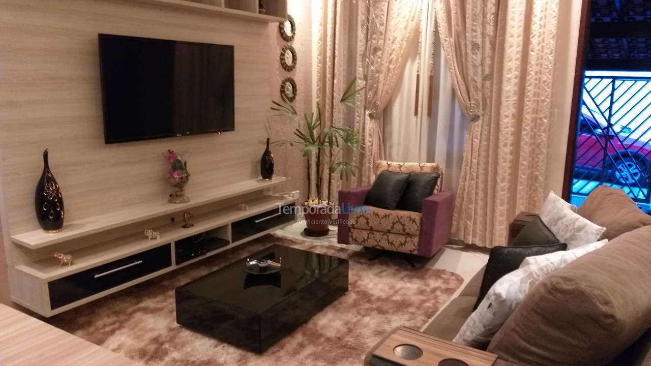 Casa para alquiler de vacaciones em Guarulhos (Vila Maricy)