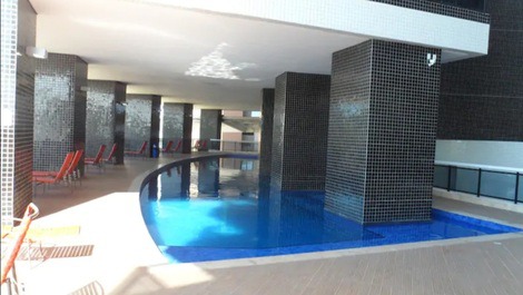 Vista piscina coberta