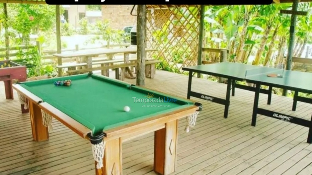 Casa para alquiler de vacaciones em Imaruí (Praia Vermelha)