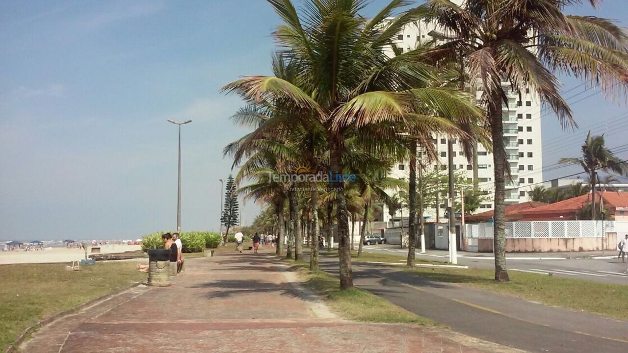 Casa para alquiler de vacaciones em Praia Grande (Jardim Imperador)