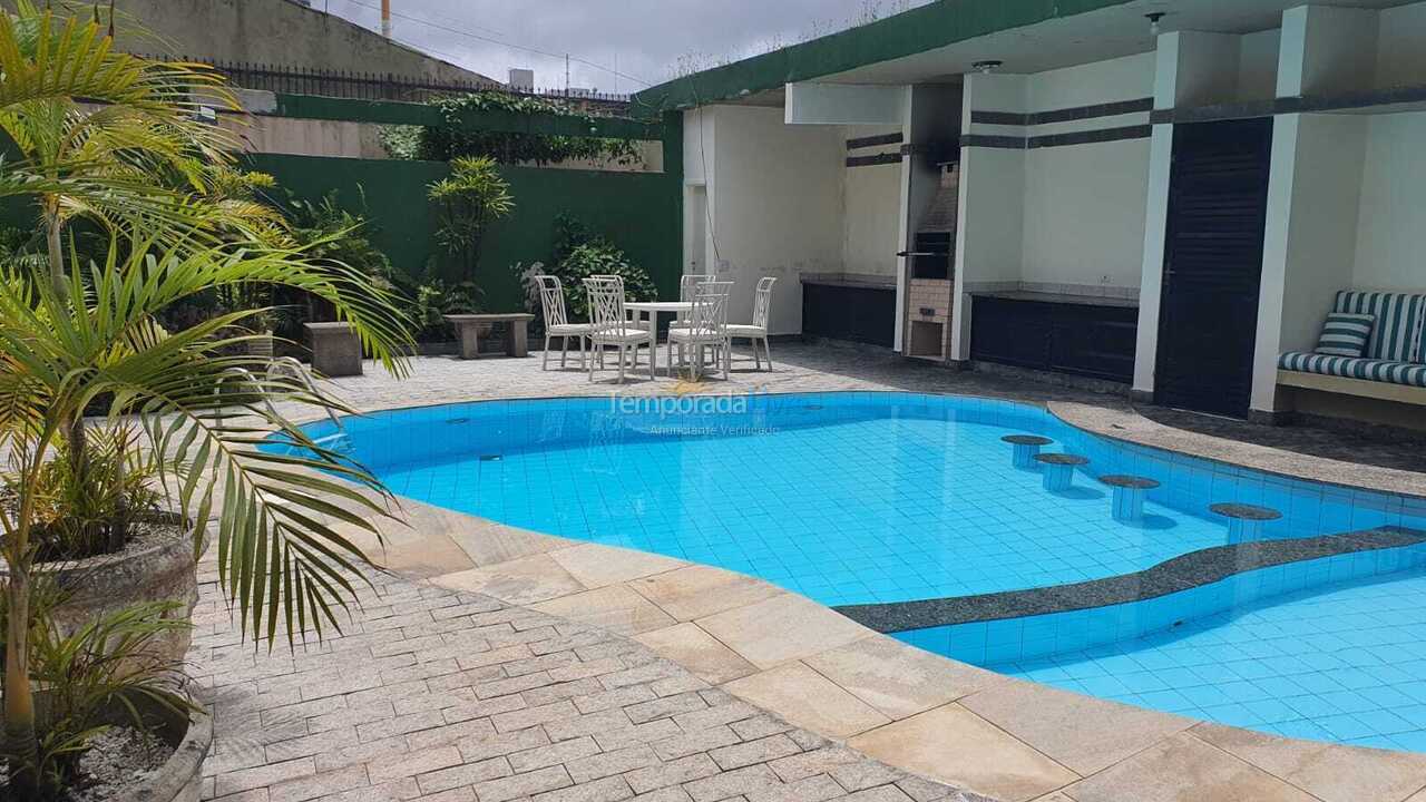 Casa para aluguel de temporada em Guarujá (Enseada)