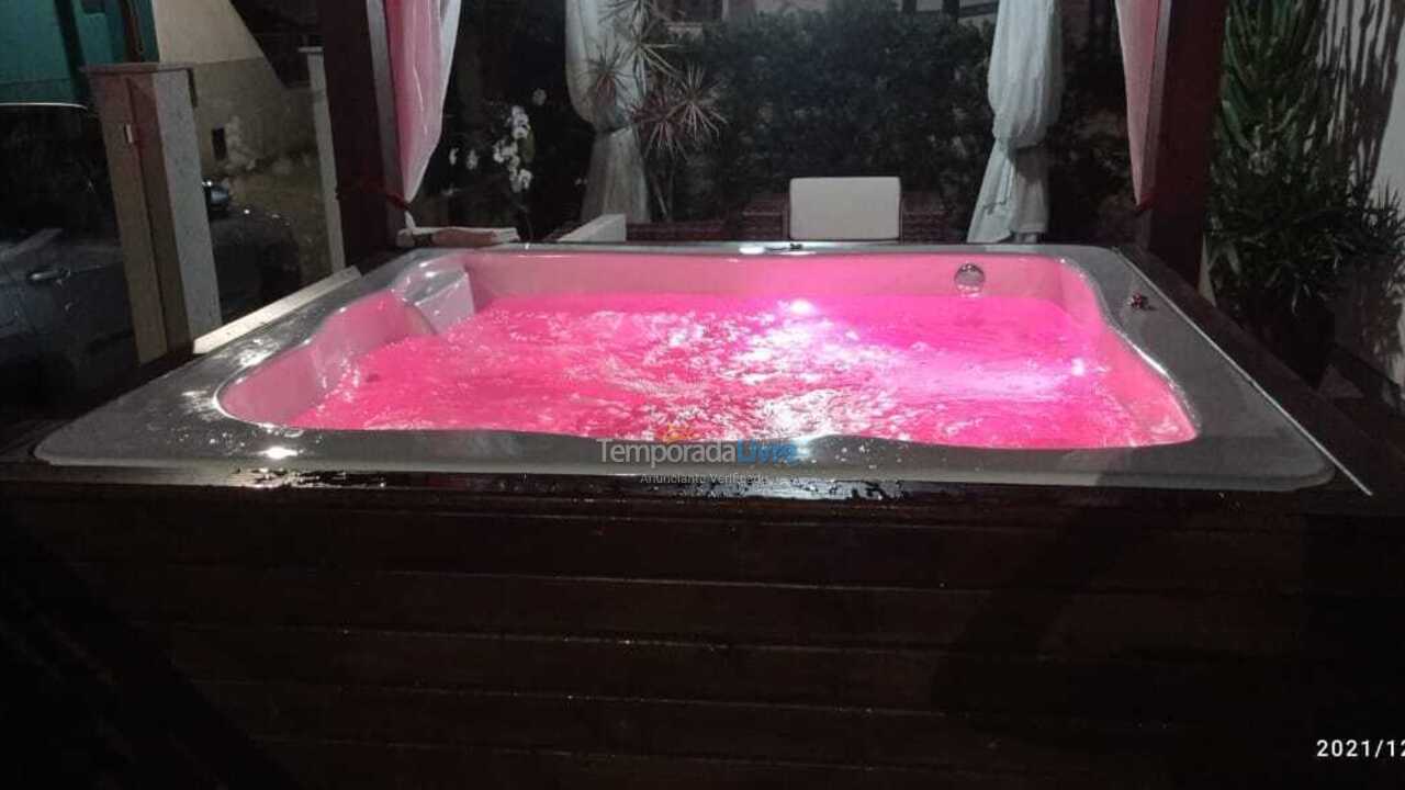 Casa para alquiler de vacaciones em Palhoça (Guarda do Embaú)