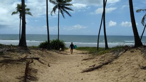 House 200 m from the beach 8 km from Guarajuba