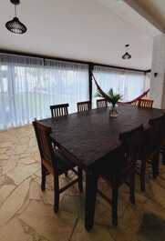 Sua Casa de temporada Pé na Areia na Praia de Maresias!