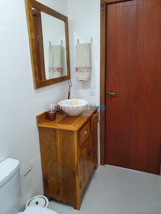 Casa para aluguel de temporada em Palhoça (Praia do Sonho)