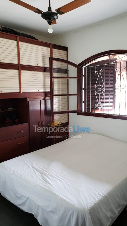 House for vacation rental in Caraguatatuba (Indaiá)