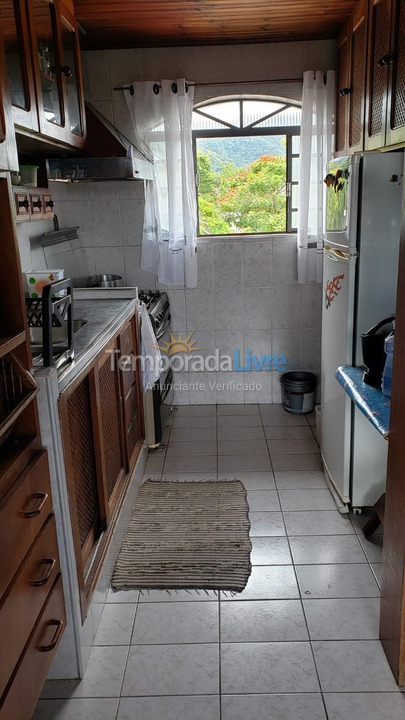 House for vacation rental in Caraguatatuba (Indaiá)