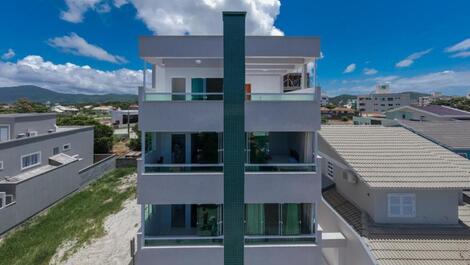 Excelente ático en Mariscal con vistas al mar