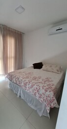 Suite casal  com ar no terreo