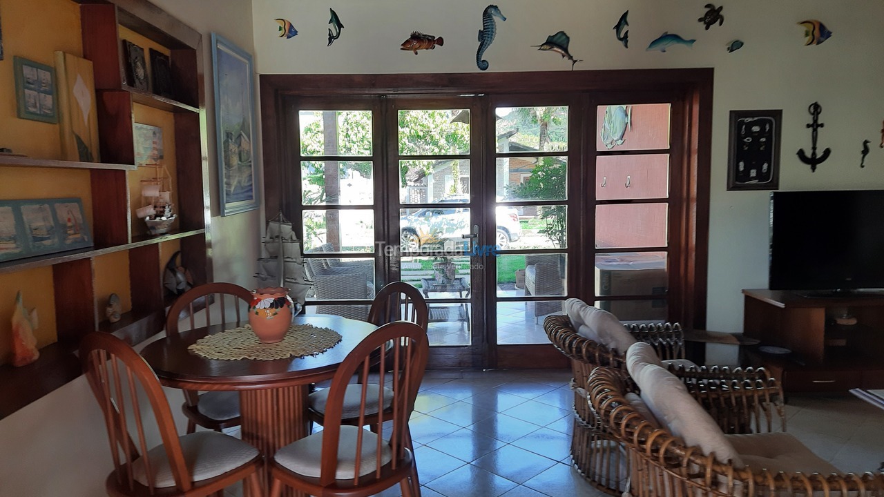 Casa para alquiler de vacaciones em Ubatuba (Praia do Lázaro)