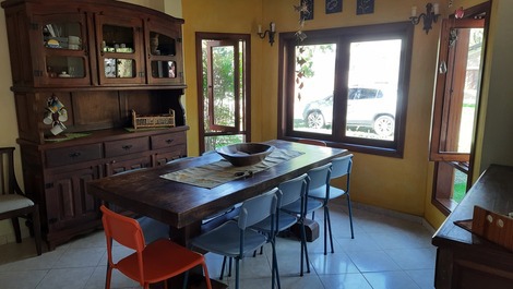 Praia do Lázaro en Ubatuba, con acceso a Domingas Dias y Sununga.