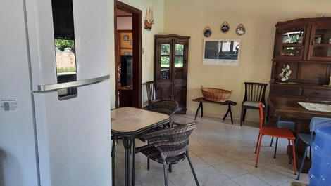 Praia do Lázaro en Ubatuba, con acceso a Domingas Dias y Sununga.