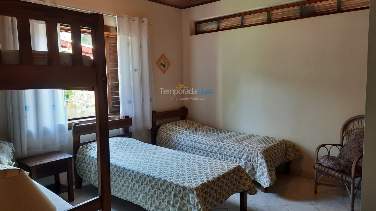 Casa para alquiler de vacaciones em Ubatuba (Praia do Lázaro)