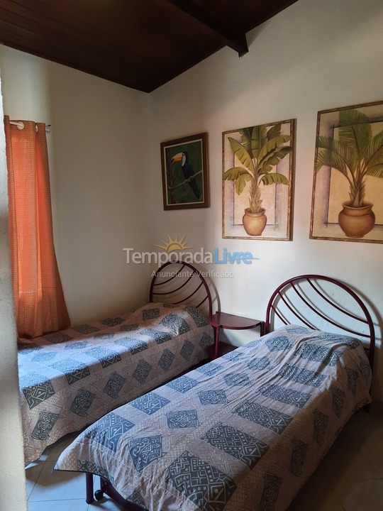 Casa para alquiler de vacaciones em Ubatuba (Praia do Lázaro)