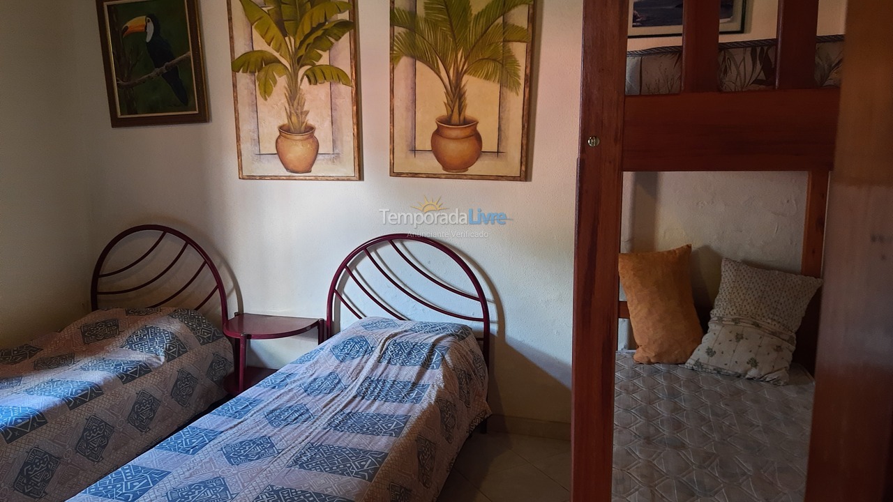 Casa para alquiler de vacaciones em Ubatuba (Praia do Lázaro)