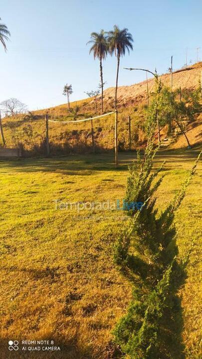 Granja para alquiler de vacaciones em São Joaquim de Bicas (Retiro da Mata)